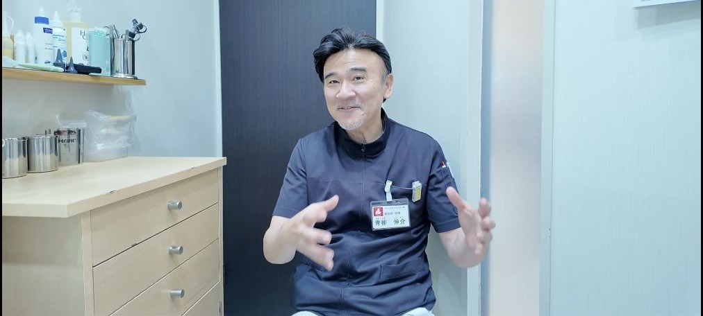 病院をなくしていくのが理想だと話す青柳伸介院長